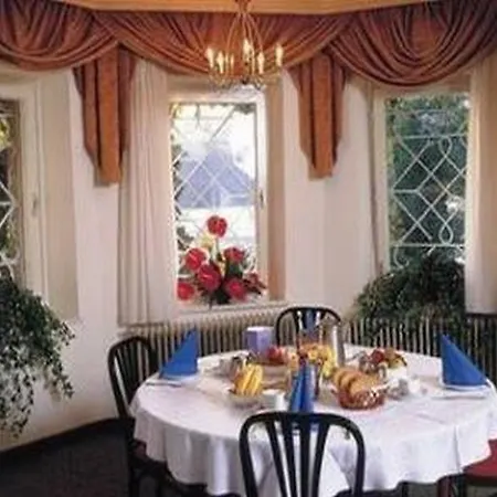 فندق Garni Jadran - Sava & 3*