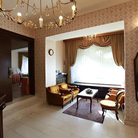 Garni Jadran - Sava & Hotel