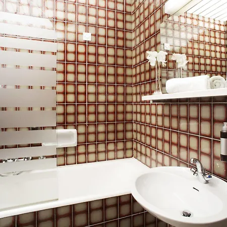 Garni Jadran - Sava & ブレッド